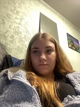 Emily Sweety   online show from 10-22-25, 09:20
