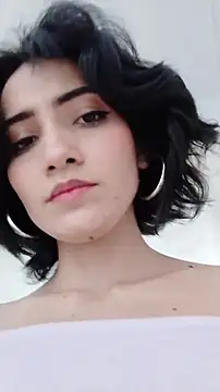 chloehanna online show from 11-06-25, 05:28