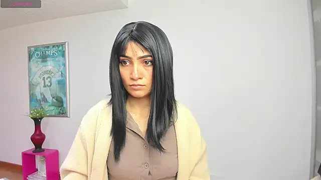 Snapshot of chloehanna chatting on 05-03-26, 01:04 chloehanna online show from 05-03-26, 01:04