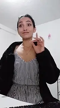 chloehanna online show from 02-15-26, 02:49