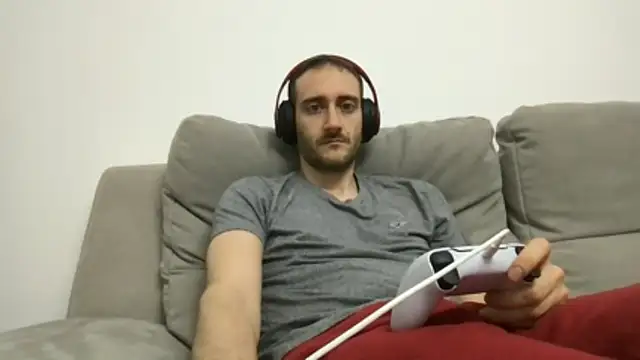 LukaShyGuy online show from 05-22-26, 10:08