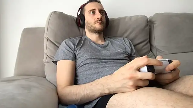 LukaShyGuy online show from 05-23-26, 10:14