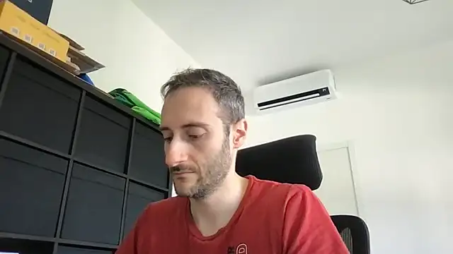 LukaShyGuy online show from 05-30-26, 08:31