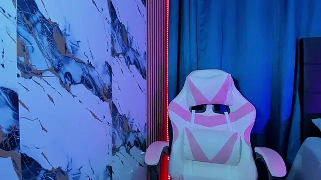 Scarlet DLuce online show from 03-15-26, 09:05