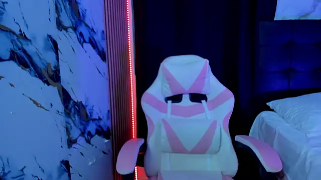 Scarlet DLuce online show from 01-09-26, 09:05