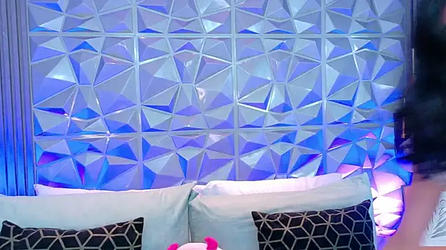 AdelineJhones online show from 04-08-26, 02:51