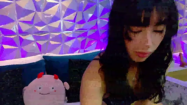 Snapshot of AdelineJhones chatting on 07-15-26, 10:17 AdelineJhones online show from 07-15-26, 10:17