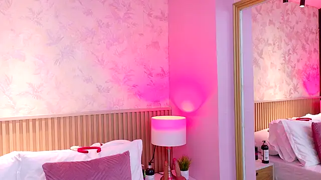 AdelineJhones online show from 12-18-25, 07:07