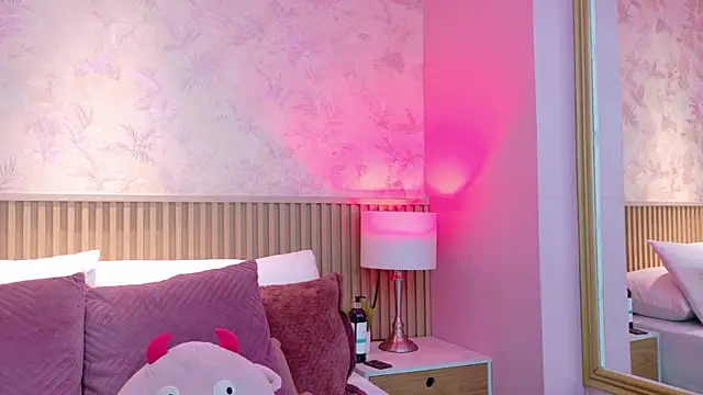 AdelineJhones online show from 03-10-26, 09:52