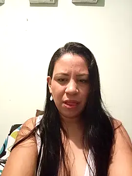 LeilaTaylor online show from 11-14-25, 01:04