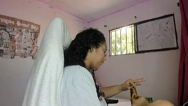 emily stars1 online show from 04-07-26, 03:03