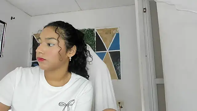 emily stars1 online show from 02-23-26, 06:52