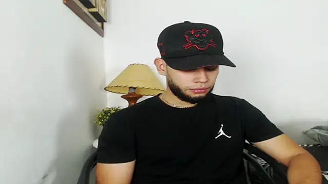 Maxcole 07 online show from 10-31-25, 12:07