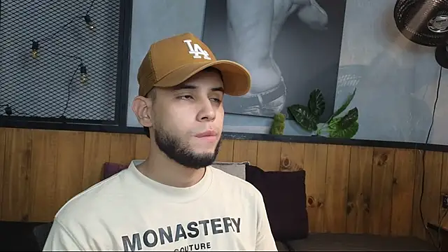 Maxcole 07 online show from 12-03-25, 08:52