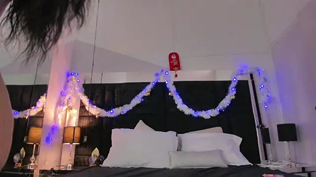 EmmadaSilva online show from 11-24-25, 06:52