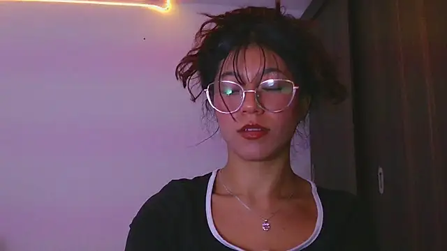 LissyM online show from 04-07-26, 08:54