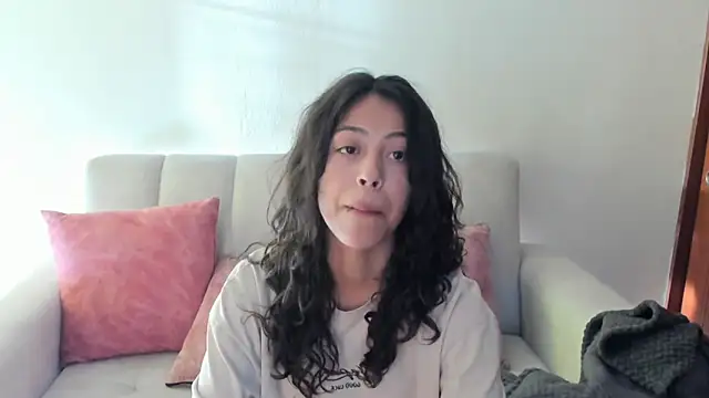 emily jonessxx online show from 11-01-25, 09:52