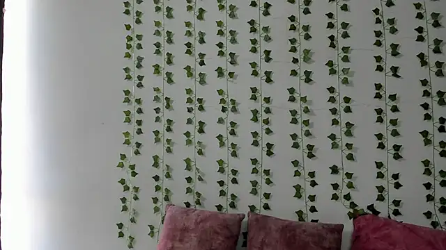 emily jonessxx online show from 02-05-26, 03:52