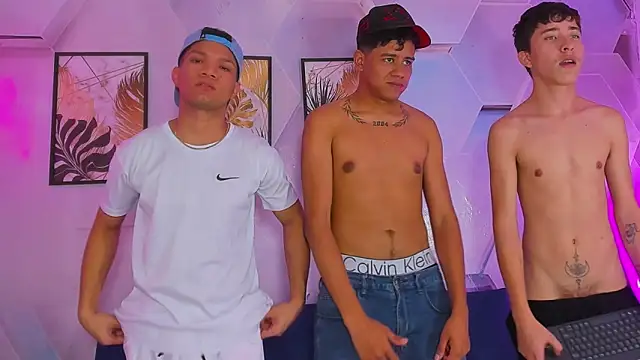 Room boys hot online show from 11-05-25, 01:31