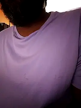 Snapshot of H-Jacker chatting on 06-11-26, 03:58 H-Jacker online show from 06-11-26, 03:58