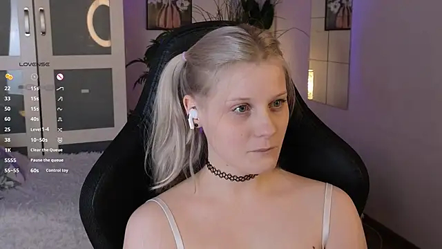 ShineJoan online show from 11-28-25, 09:59