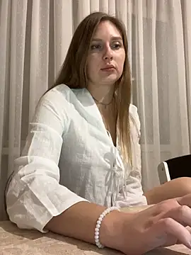 Snapshot of Elina1 chatting on 11-29-25, 09:48 Elina1 online show from 11-29-25, 09:48
