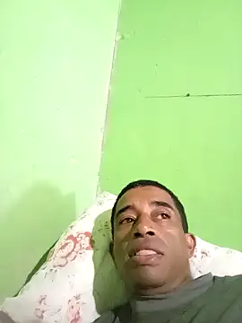 juniordotado87 online show from 12-17-25, 09:25