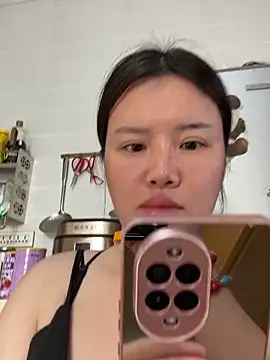 Snapshot of yoyou666 chatting on 11-14-25, 07:56 yoyou666 online show from 11-14-25, 07:56