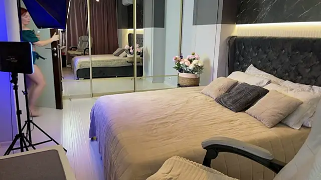 Wow Maya online show from 03-29-26, 01:07