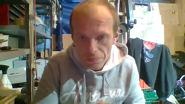 Snapshot of tommy3300 chatting on 04-27-26, 03:26 tommy3300 online show from 04-27-26, 03:26