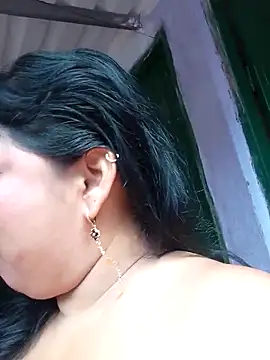 mother2-divorced online show from 04-17-26, 01:47