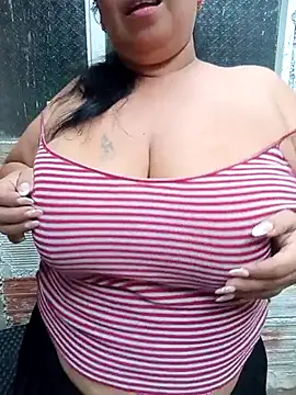 mother2-divorced online show from 02-24-26, 01:12