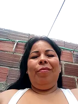 mother2-divorced online show from 05-13-26, 01:40
