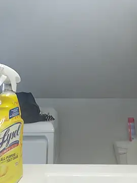 BulbasaurIsmettv online show from 10-30-25, 03:42