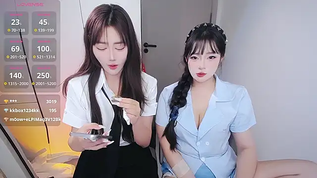 Follyise online show from 11-23-25, 02:38