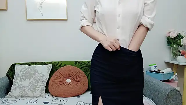 yuyan3929 online show from 06-27-26, 11:27