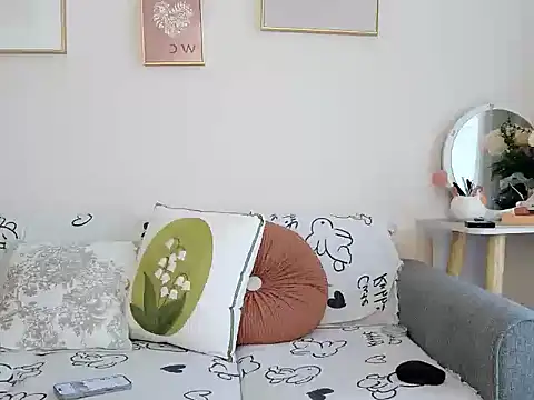 yuyan3929 online show from 10-26-25, 01:06