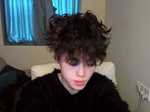 L1kuto online show from 11-17-25, 06:39