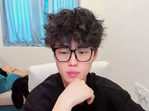 L1kuto online show from 11-07-25, 04:06