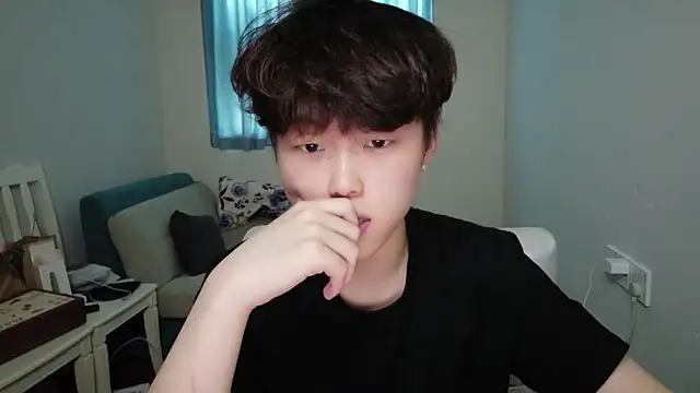 L1kuto online show from 02-11-26, 08:47