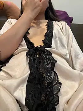 Emily-y online show from 10-25-25, 12:50