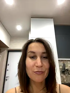 Snapshot of AliceLili chatting on 10-22-25, 11:09 AliceLili online show from 10-22-25, 11:09