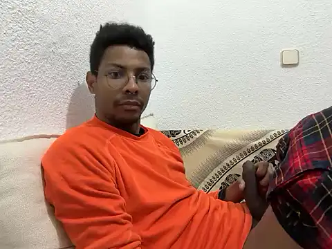 Albert Madrid online show from 11-28-25, 06:13