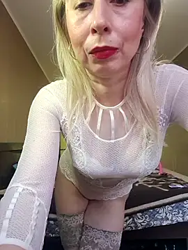 Snapshot of SelinaLovqx chatting on 04-20-26, 07:55 SelinaLovqx online show from 04-20-26, 07:55