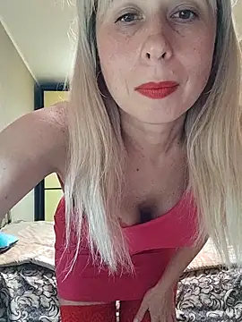 SelinaLovqx online show from 10-25-25, 04:51