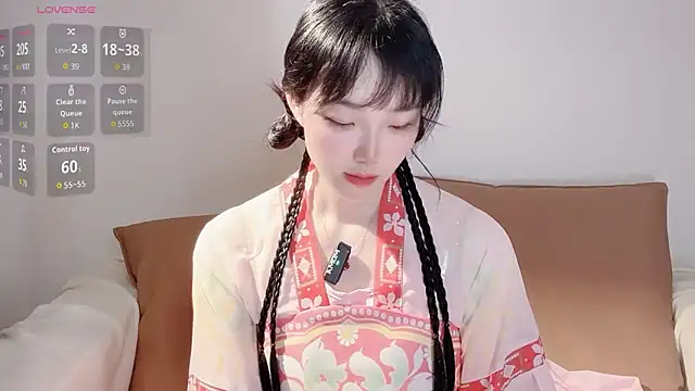 upoo7lt online show from 04-08-26, 01:51