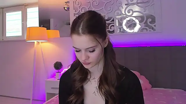 LuisaClover online show from 03-14-26, 01:28