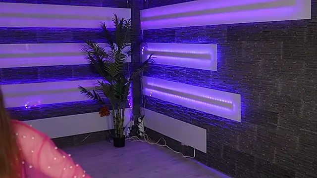 Snapshot of SexyCelline chatting on 02-13-26, 05:29 SexyCelline online show from 02-13-26, 05:29