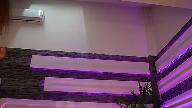 Snapshot of SexyCelline chatting on 02-20-26, 06:26 SexyCelline online show from 02-20-26, 06:26