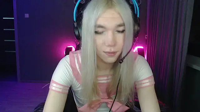 stiff boys online show from 11-28-25, 06:52